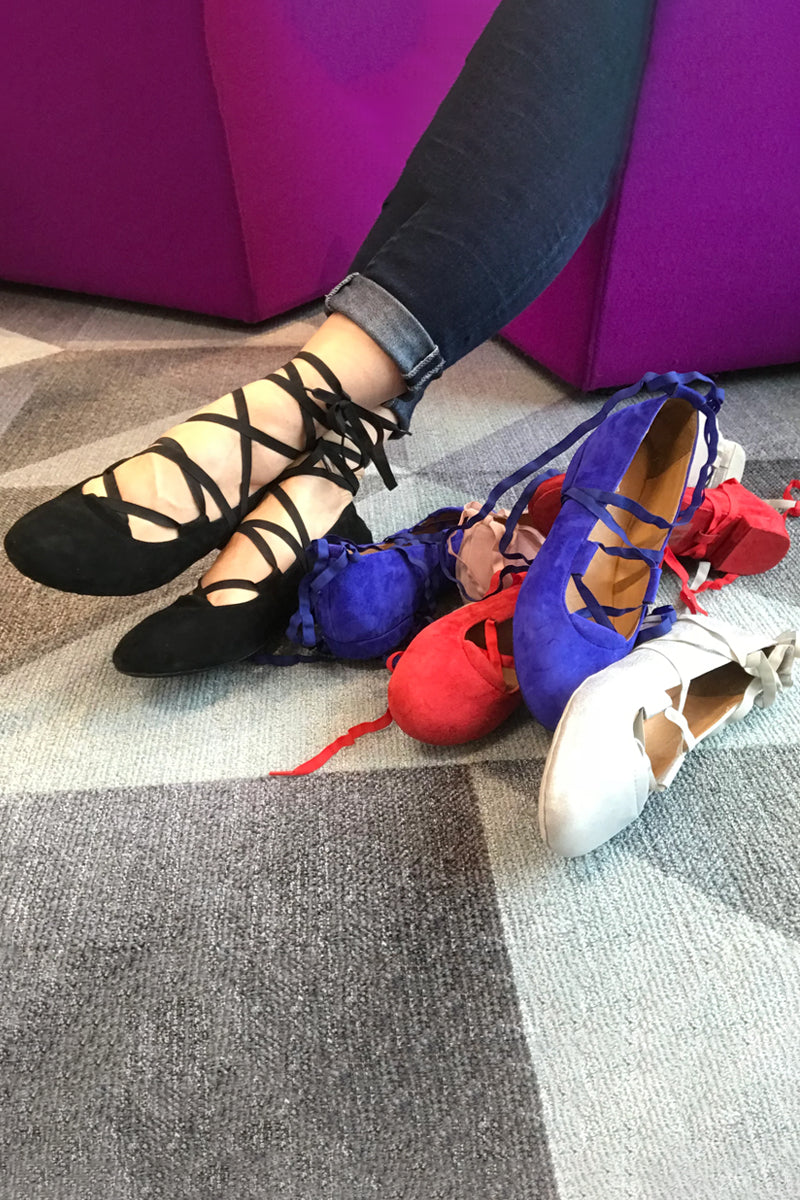 Juliette Ballet Flat Silver with flexible laces