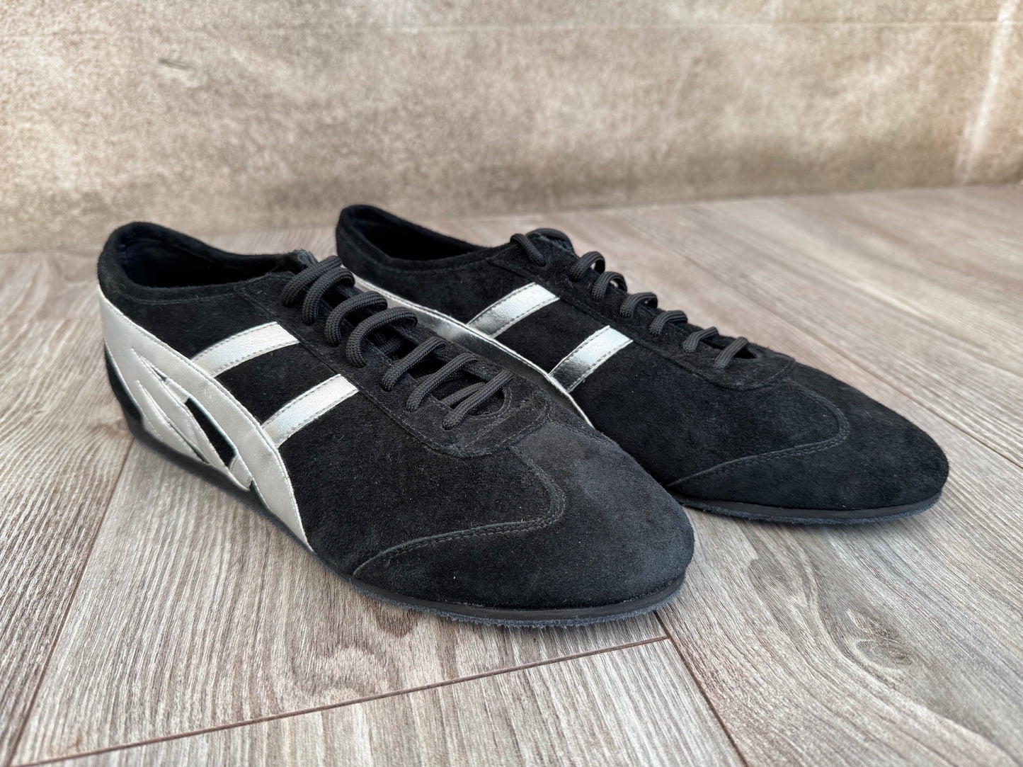 Flexee Sport -Black / Silver Suede Dance Trainer